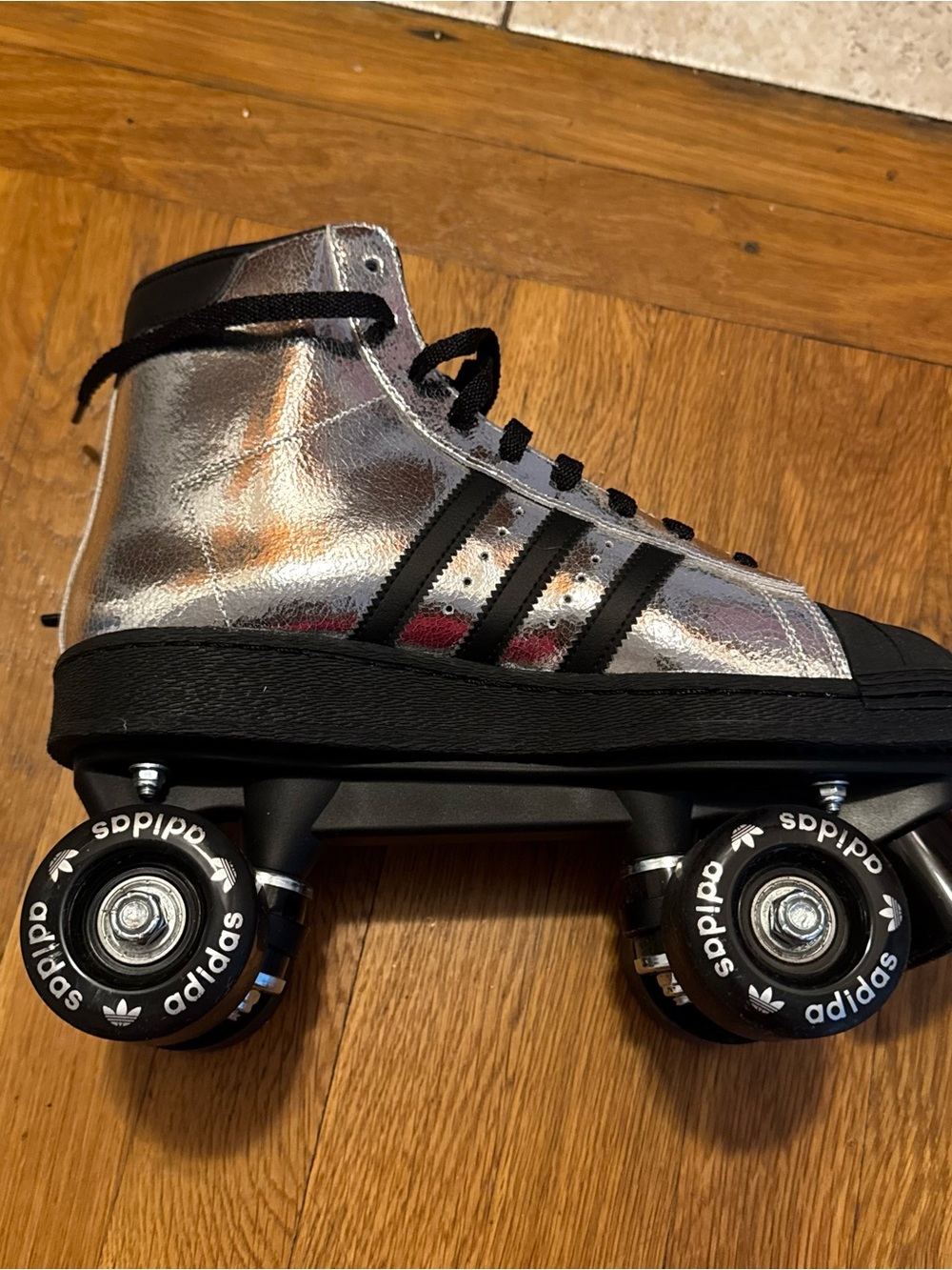 Adidas Superstar Silver High-Top Roller Skates - Picture 9 of 15